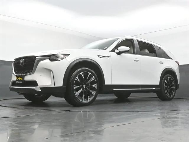 2024 Mazda X-90 Premium Plus