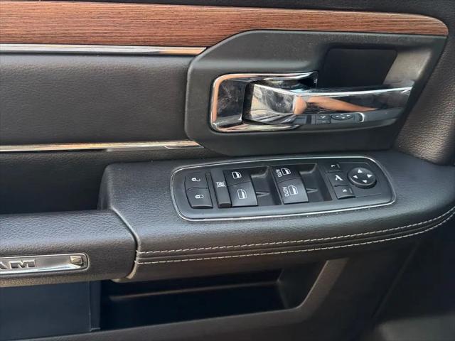 2018 Ram 1500 Laramie Crew Cab 4x4 64 Box