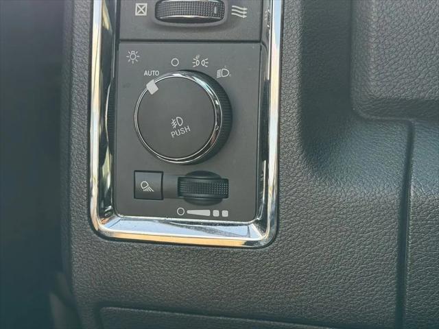 2018 Ram 1500 Laramie Crew Cab 4x4 64 Box