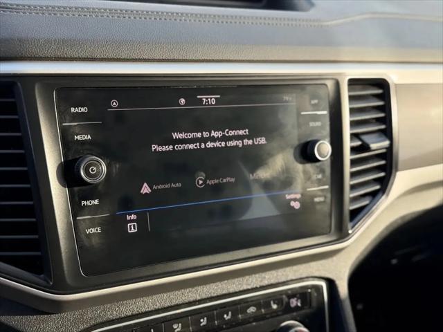 2021 Volkswagen Atlas 3.6L V6 SE w/Technology R-Line