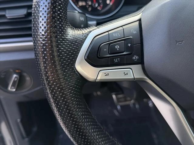 2021 Volkswagen Atlas 3.6L V6 SE w/Technology R-Line