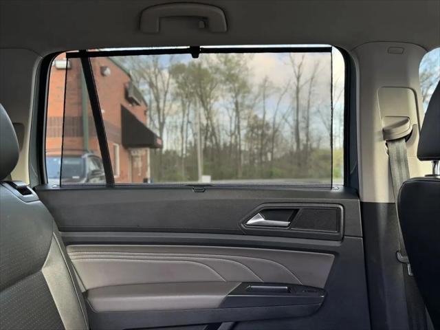 2021 Volkswagen Atlas 3.6L V6 SE w/Technology R-Line