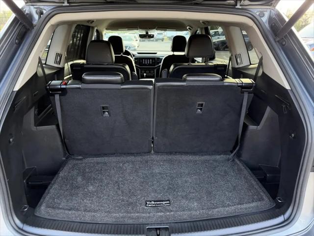 2021 Volkswagen Atlas 3.6L V6 SE w/Technology R-Line