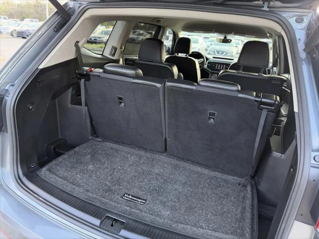 2021 Volkswagen Atlas 3.6L V6 SE w/Technology R-Line