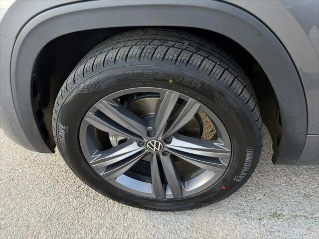 2021 Volkswagen Atlas 3.6L V6 SE w/Technology R-Line
