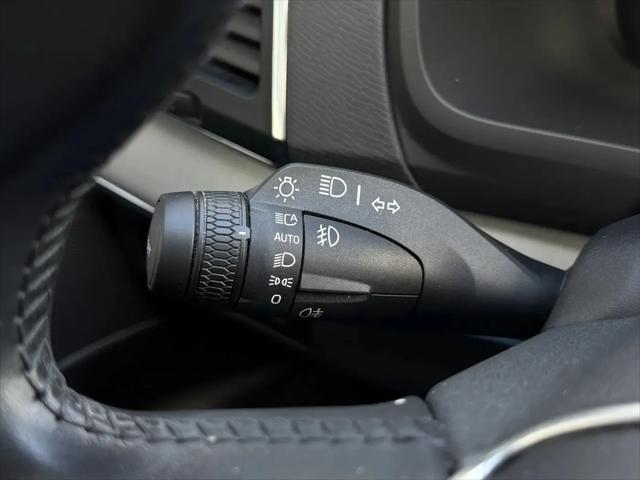 2022 Volvo XC90 T5 Momentum 7 Passenger