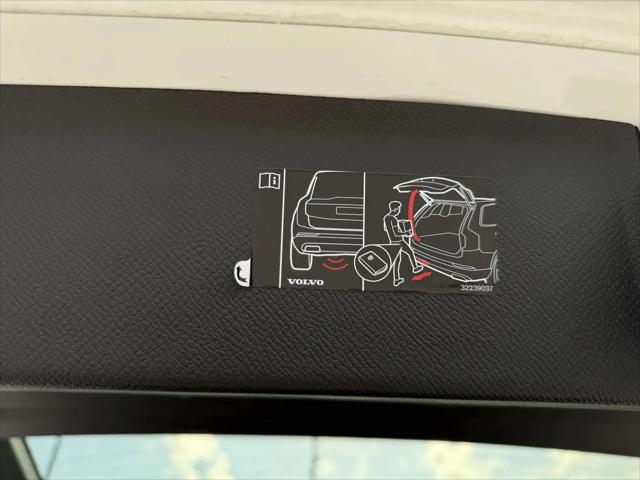 2022 Volvo XC90 T5 Momentum 7 Passenger