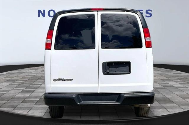 2023 Chevrolet Express Cargo Van RWD 2500 Regular Wheelbase WT