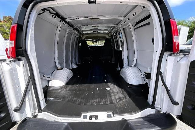 2023 Chevrolet Express Cargo Van RWD 2500 Regular Wheelbase WT
