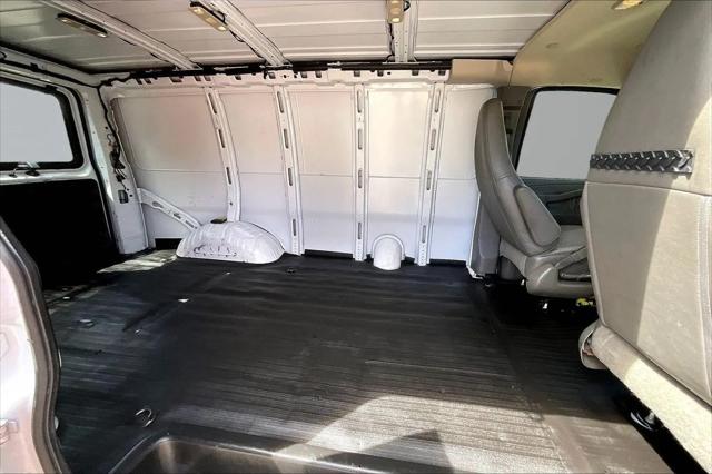 2023 Chevrolet Express Cargo Van RWD 2500 Regular Wheelbase WT