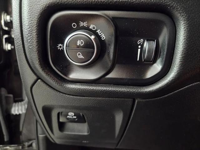 2023 Ram 1500 Big Horn Crew Cab 4x4 5'7" Box