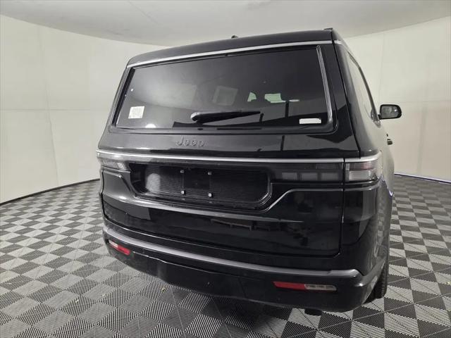 2026 Jeep Grand Wagoneer 4x2