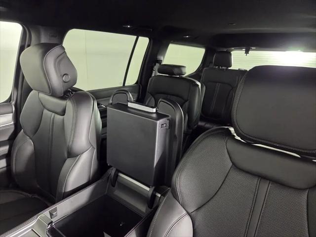 2026 Jeep Grand Wagoneer 4x2