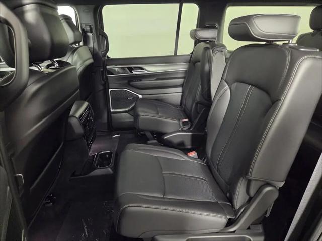 2026 Jeep Grand Wagoneer 4x2