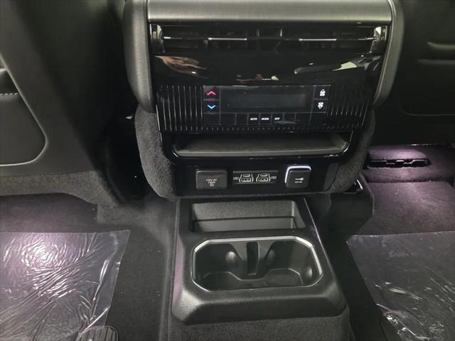 2026 Jeep Grand Wagoneer 4x2