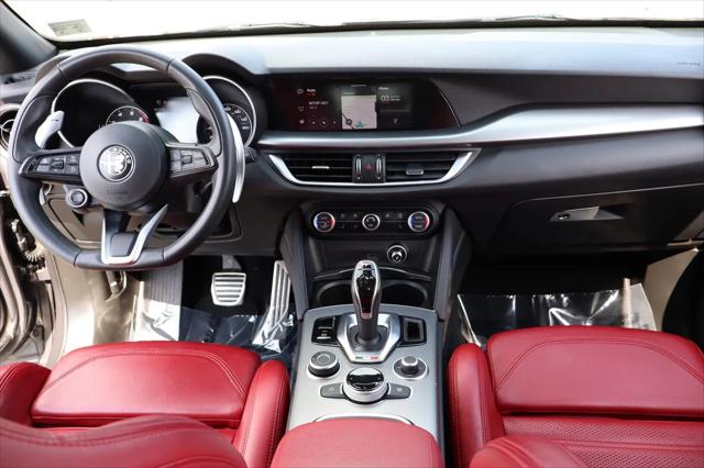 2023 Alfa Romeo Stelvio Veloce AWD