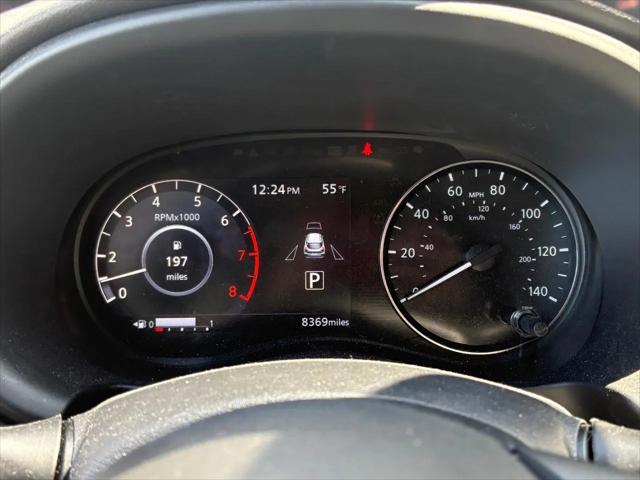 2024 Nissan Kicks SR Xtronic CVT