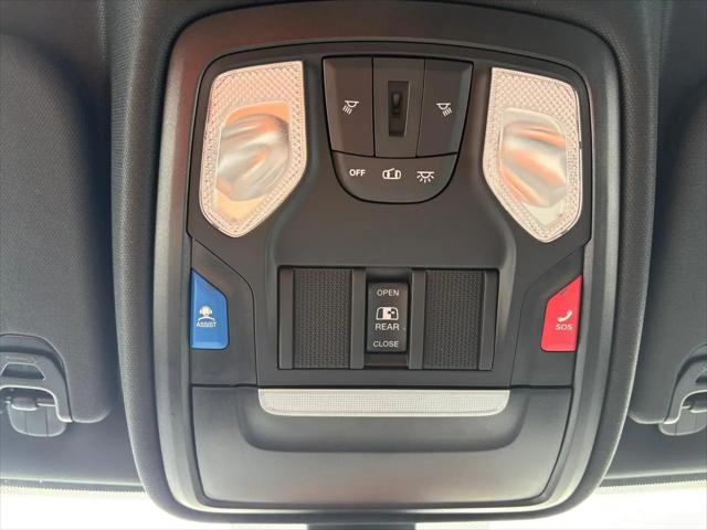 2023 Ram 1500 Big Horn Crew Cab 4x4 5'7" Box