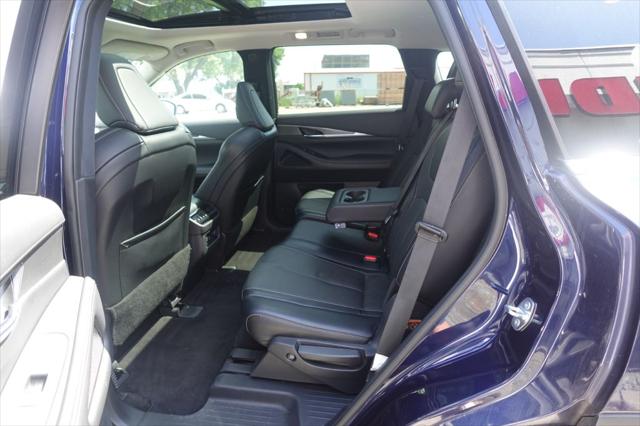 2023 INFINITI QX60 LUXE AWD