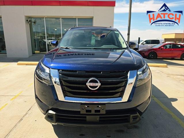 2025 Nissan Pathfinder SV 4WD