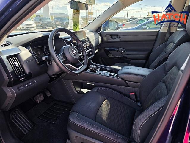 2025 Nissan Pathfinder SV 4WD