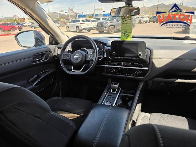 2025 Nissan Pathfinder SV 4WD