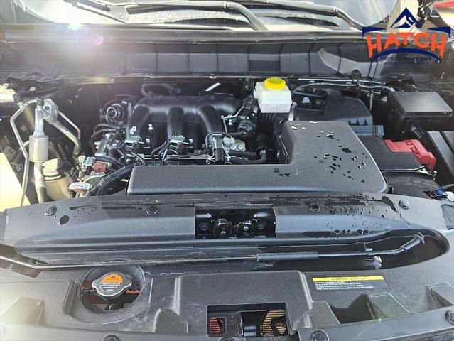 2025 Nissan Pathfinder SV 4WD