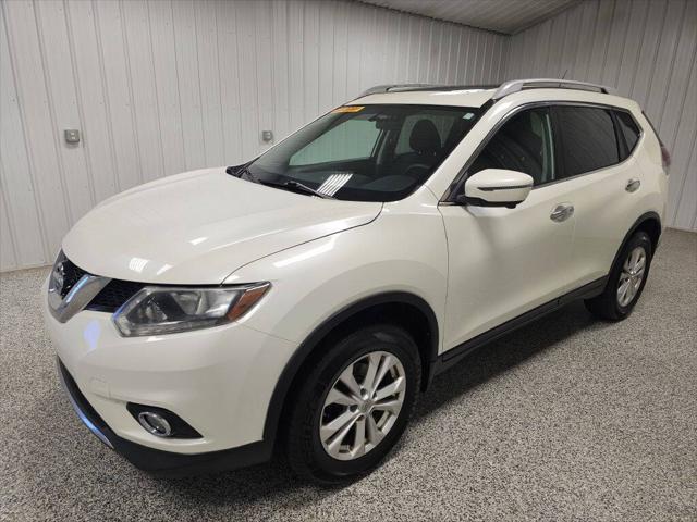 2016 Nissan Rogue SV for sale in North Sioux City, SD