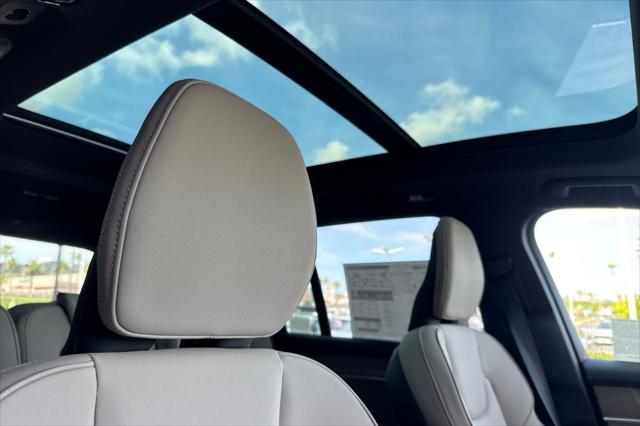 2026 Volvo XC90 Plug-In Hybrid Plus, T8 AWD, Electric/Gasoline, Bright, 7 Seats