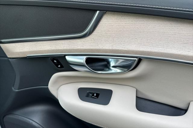 2026 Volvo XC90 Plug-In Hybrid Plus, T8 AWD, Electric/Gasoline, Bright, 7 Seats