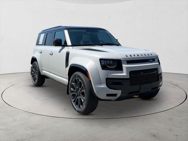 2026 Land Rover Defender P635 OCTA