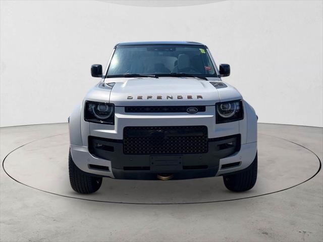 2026 Land Rover Defender P635 OCTA