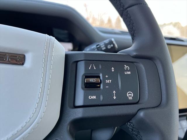 2026 Land Rover Defender P635 OCTA