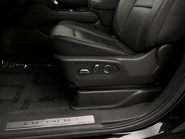 2025 GMC Yukon XL 4WD Denali