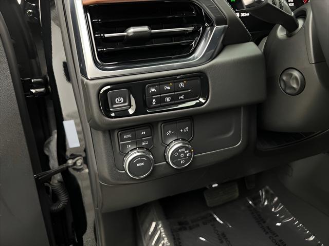 2025 GMC Yukon XL 4WD Denali