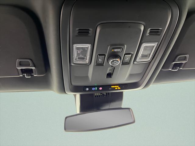 2025 GMC Yukon XL 4WD Denali