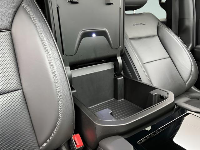 2025 GMC Yukon XL 4WD Denali
