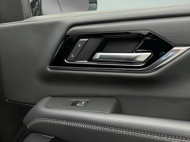 2025 GMC Yukon XL 4WD Denali