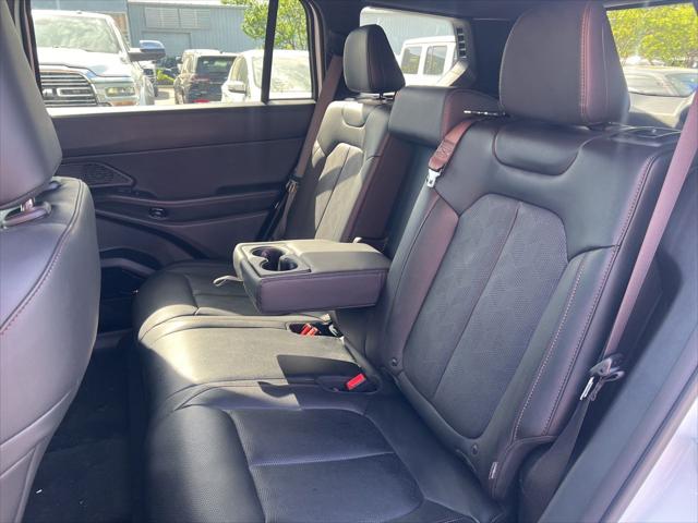 2026 Jeep Cherokee Overland 4x4
