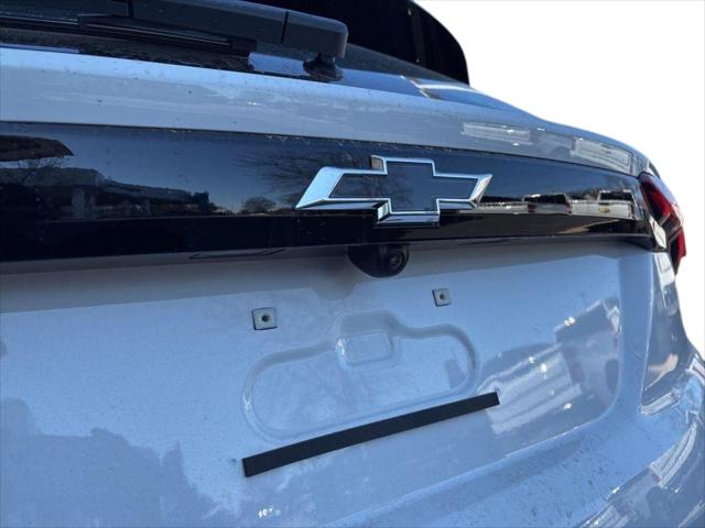 2027 Chevrolet Bolt LT FWD