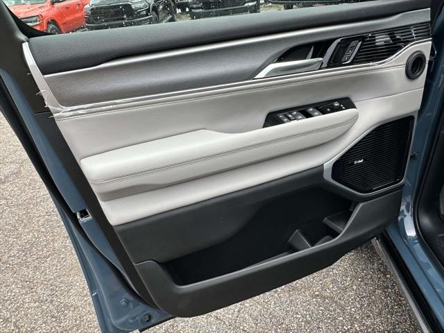 2026 Jeep Grand Wagoneer L Limited Reserve 4x4