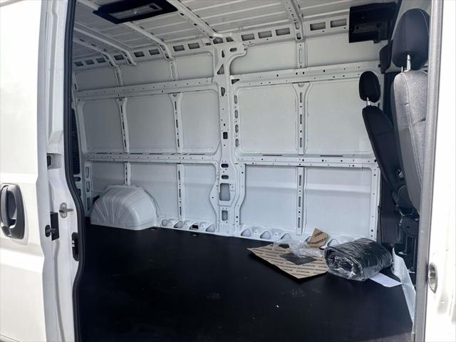 2026 Ram ProMaster 2500 Cargo Van Tradesman High Roof 159" WB w/Pass Seat