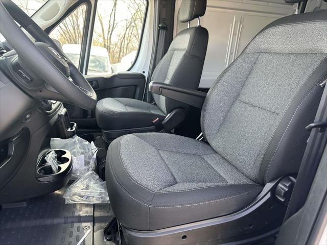 2026 Ram ProMaster 2500 Cargo Van Tradesman High Roof 159" WB w/Pass Seat