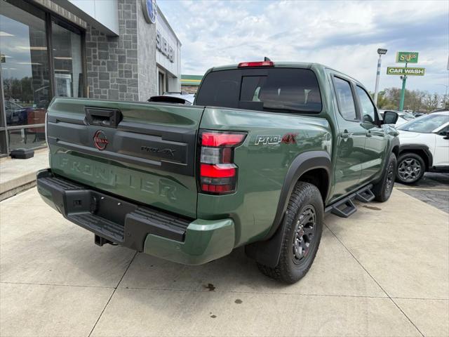 2025 Nissan Frontier Crew Cab PRO-4X 4x4