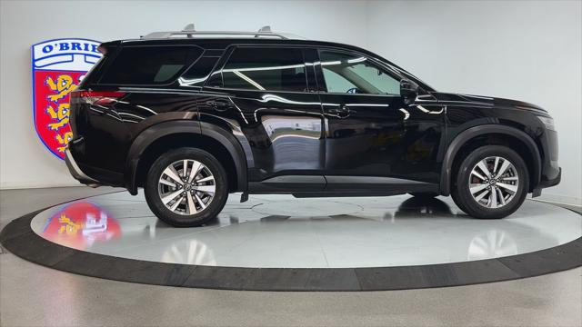 2024 Nissan Pathfinder SL 4WD