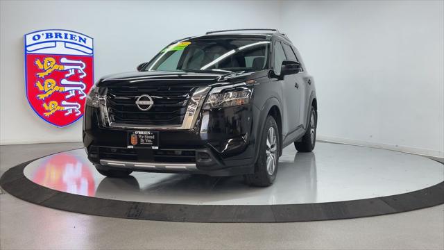 2024 Nissan Pathfinder SL 4WD