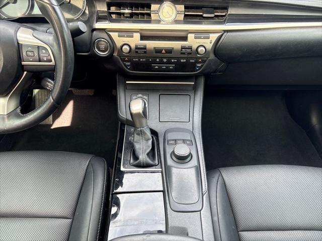 2016 Lexus ES 350 350