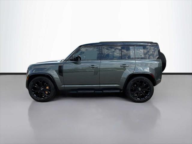 2025 Land Rover Defender P635 OCTA Edition One