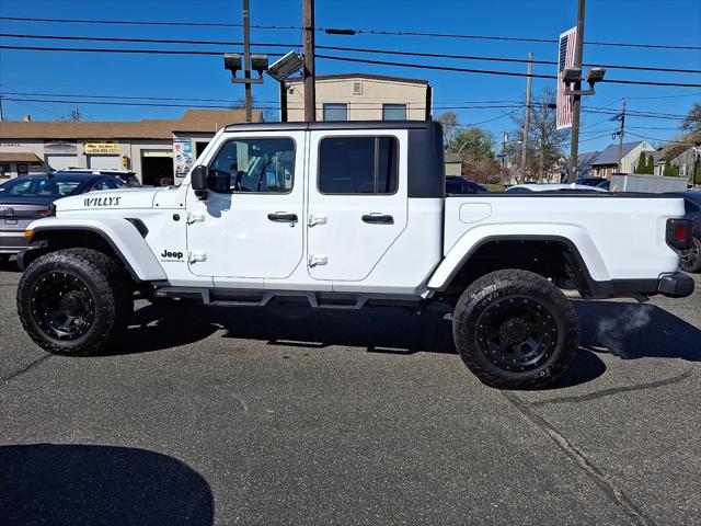 2023 Jeep Gladiator Willys 4x4 2023 Jeep Gladiator Willys 4x4