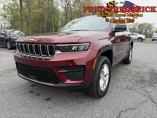 2025 Jeep Grand Cherokee Laredo X 4x4